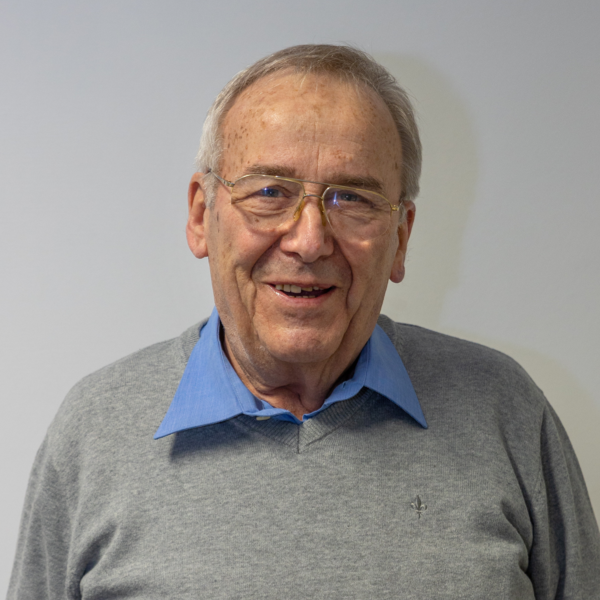  Gerhard Opitz